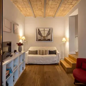 Apartment Fotofever Apt, Two Bedrooms With Air Conditioned In Elegant Shopping Area, Close To Vatican, Rom